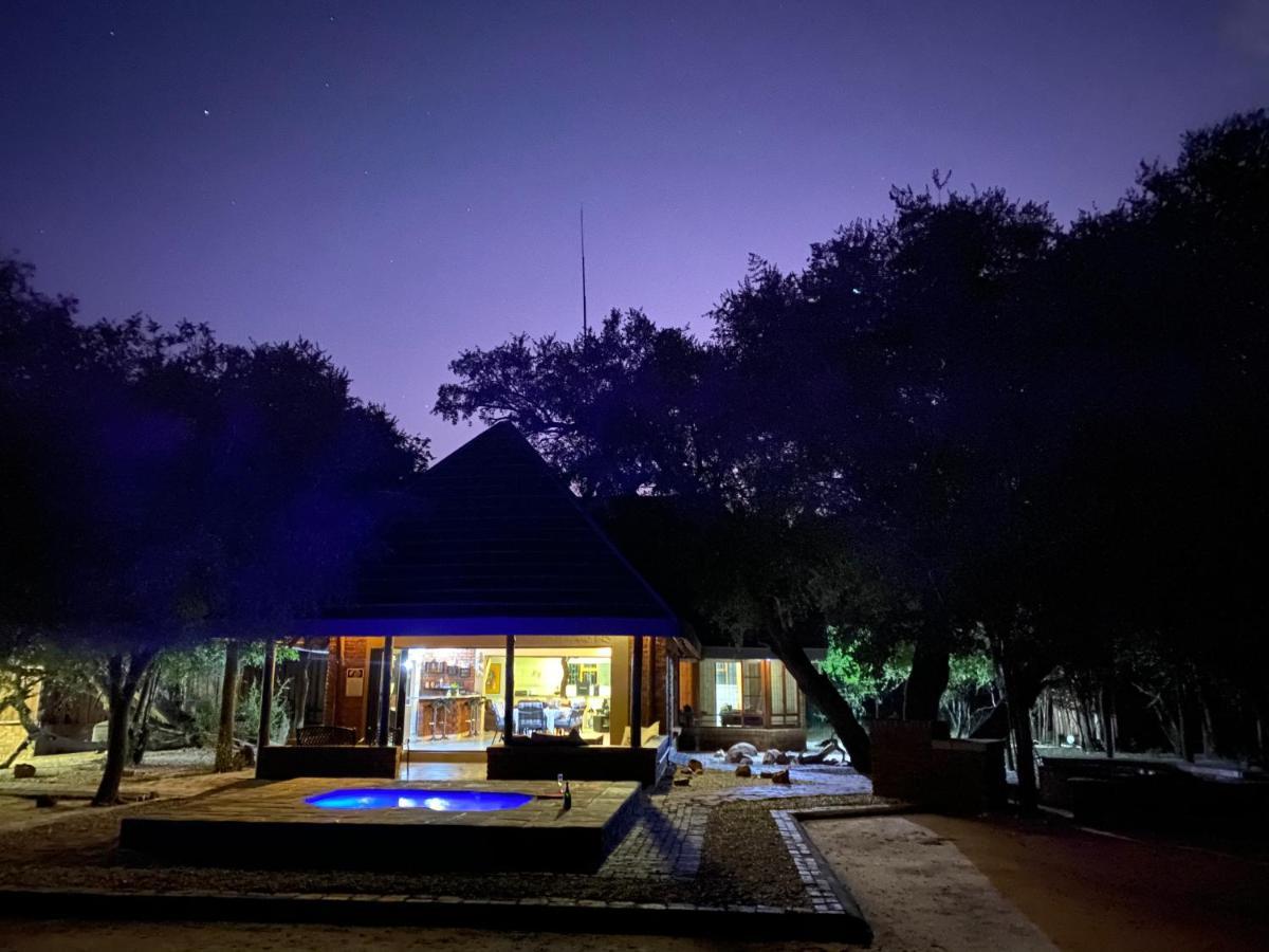 Twiga Lodge Mabalingwe Bela-Bela Luaran gambar